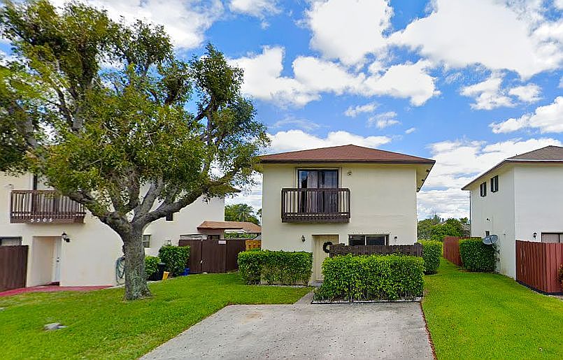 1st image of 5297 Garden Hills Cir