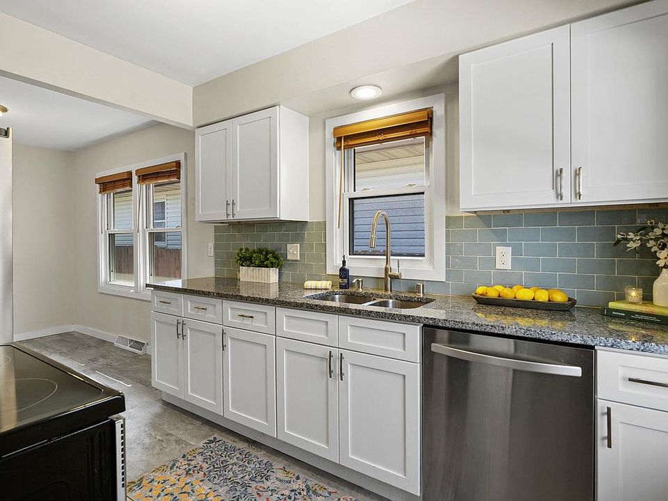 1st image of 3329 Webb Avenue