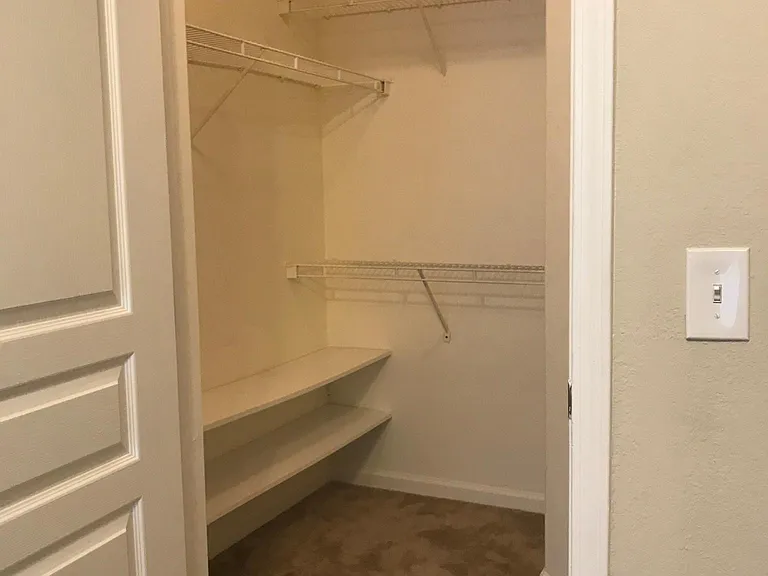 8290 Gate Pkwy W #316 — Photo 7
