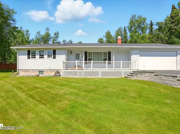 19807 1st St, Eagle River, AK 99577