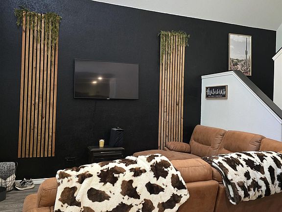 2nd image of 203 W Gay Ave
