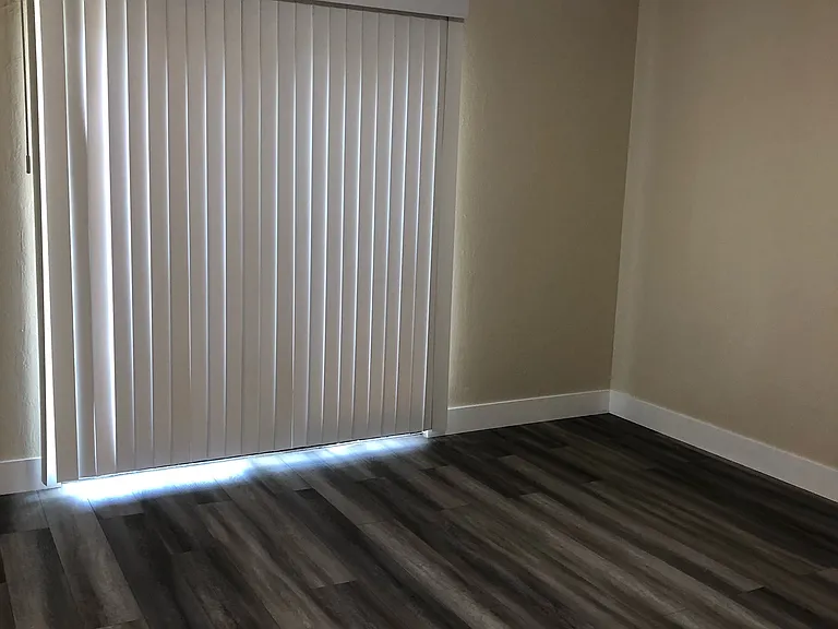 1927 Dwight Way — Photo 24