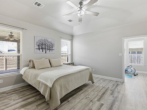 5th image of 902 Fork Ridge Path