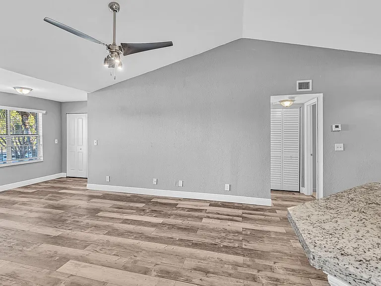 3300 Pinewalk Dr N #1925 — Photo 17
