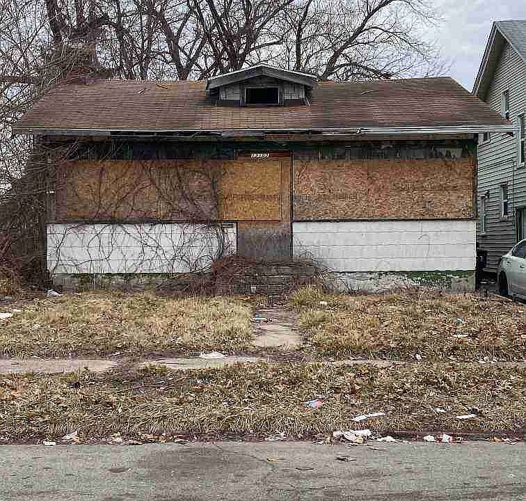 12162 Manor