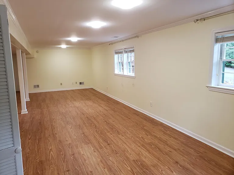 1208 Glen Eden Dr #2 — Photo 4