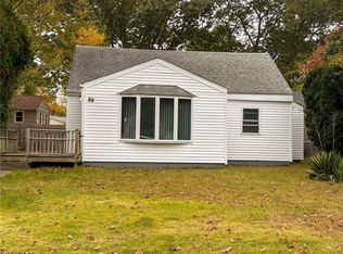 89 Pheasant Ave, Warwick, RI 02886