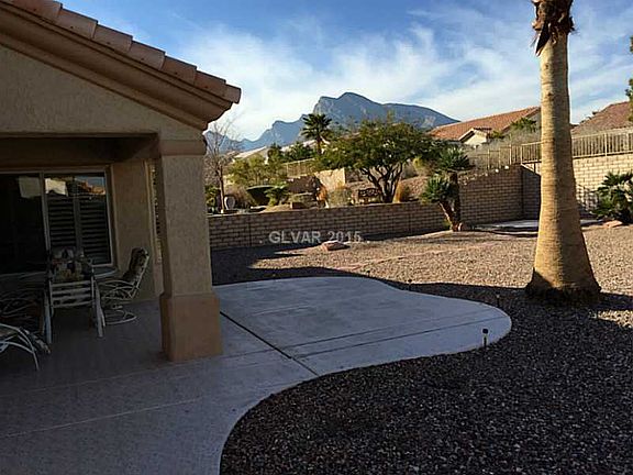 3rd image of 10432 Broom Hill Dr