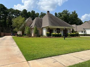 435 Oakwood Trace Ct, Shreveport, LA 71106