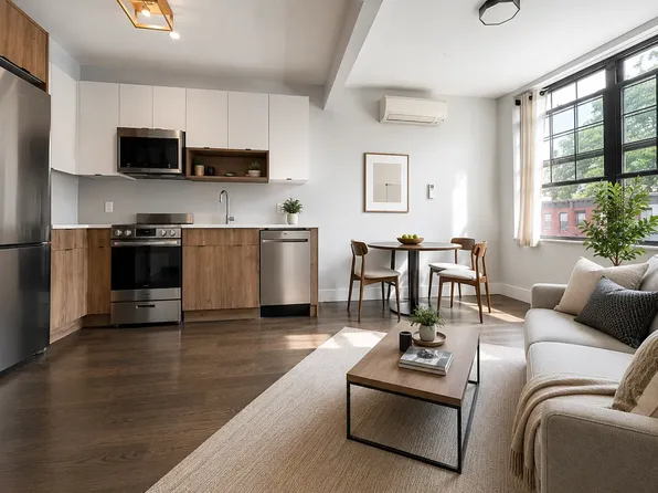 771 Lexington Avenue image 1 of 8