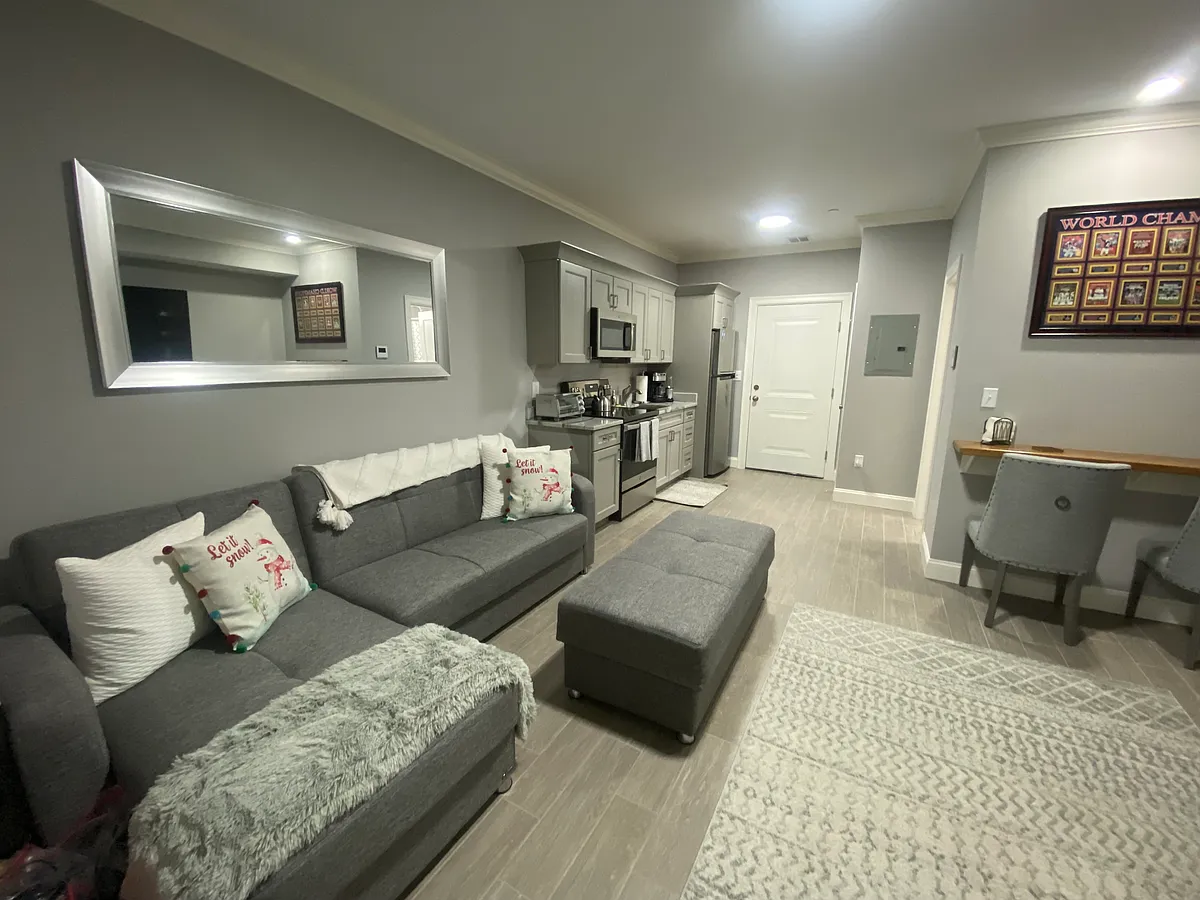 Building Photo - 120 Tremont St #109