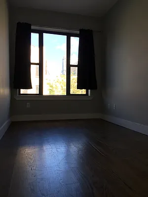 Rented by P Management | media 4