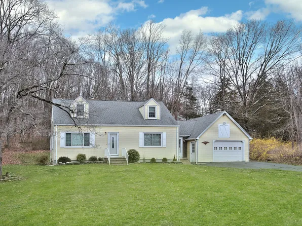 1246 Middletown Avenue, North Branford, CT 06472