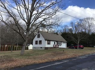 6 Taos Dr, Killingly, CT 06239