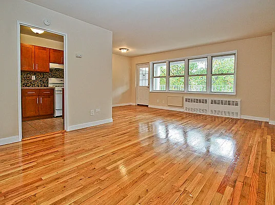 Rented by SW Queens Mezzanine | media 28