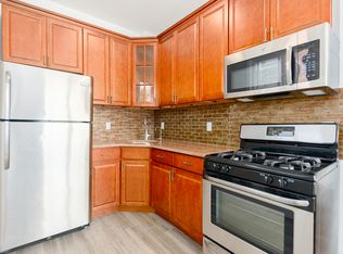 3 E 40th St #F2, Brooklyn, NY 11203
