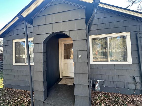 5th image of 3228 Shasta Way
