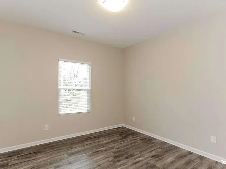 4406 Mountain Island Dr — Photo 10
