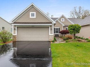 2476 Highridge Hills Ln SE, Grand Rapids, MI