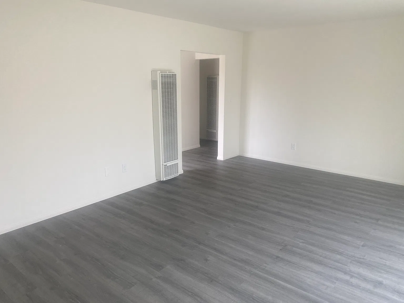 2 bed, 1100 sqft, $3,250 — Photo 3