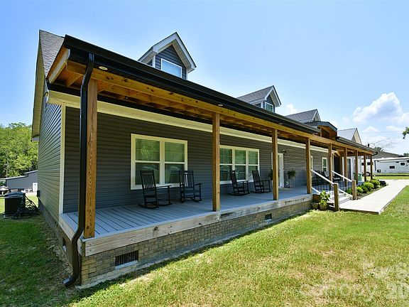 3rd image of 265 Saint Matthews Church Rd