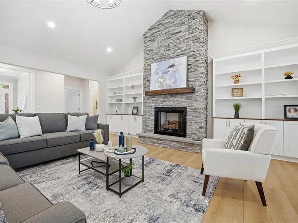 1312 Creekway Dr, Smithfield, VA 23430