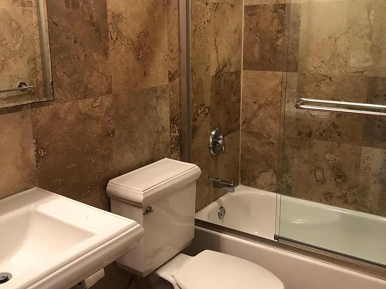 1470 N Dixie Hwy #16 — Photo 3