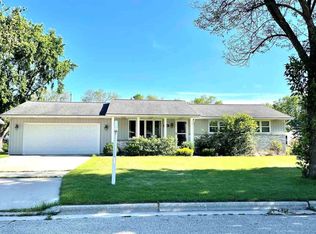 2450 Van Beek Rd, Green Bay, WI 54311