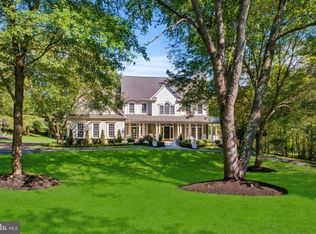 11110 Stuart Mill Rd, Oakton, VA 22124