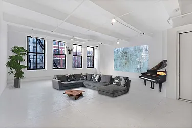 Rented by Nolita Group