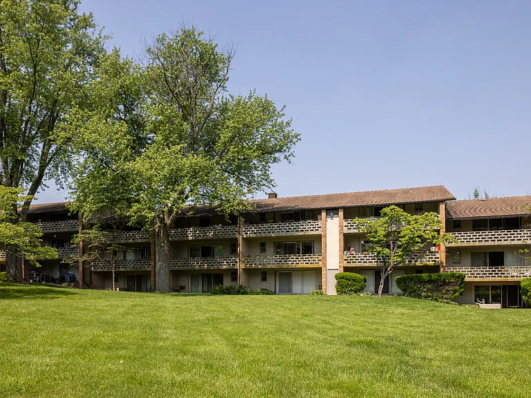 Racquet Club — Photo 13