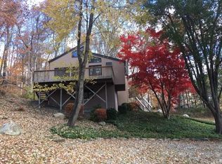 36 Kitchawan Rd, Pound Ridge, NY 10576