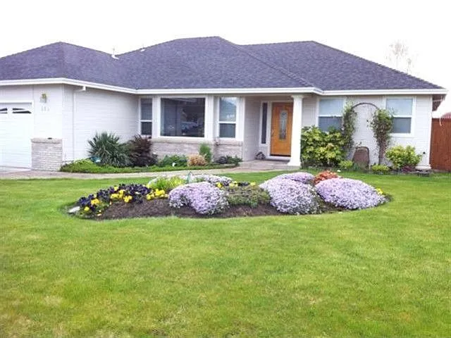 192 Keystone Way photo 1