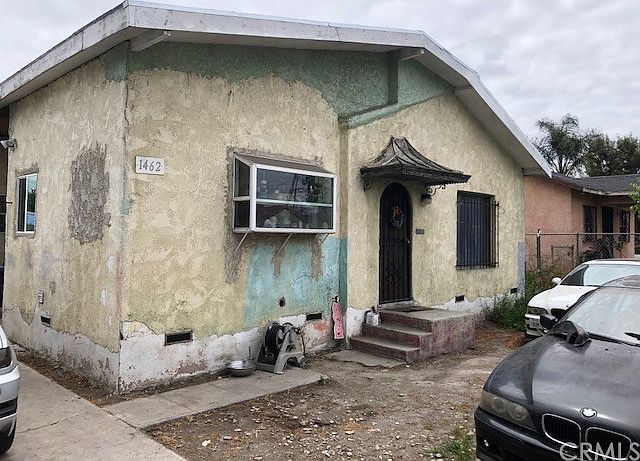 1st image of 1462 E 99th St