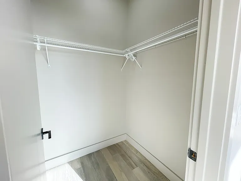 604 Bloomfield Ave #201 — Photo 8
