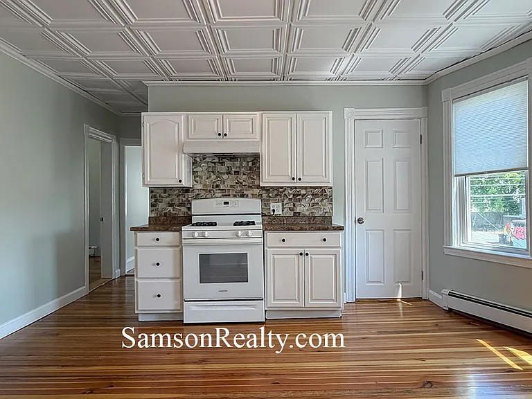 792 Mineral Spring Ave #2 — Photo 5