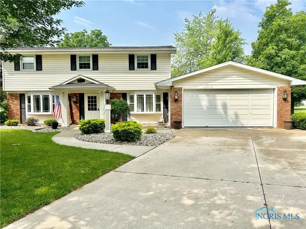 117 Oak Park Dr, Hicksville, OH 43526