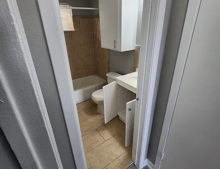 3414 Woodridge Dr #18 — Photo 7