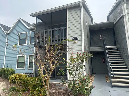 3764 Idlebrook Cir Photo 1