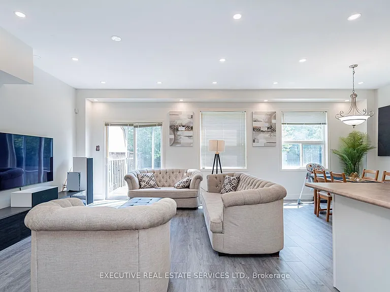 25 Dreamcrest Ct — Photo 11