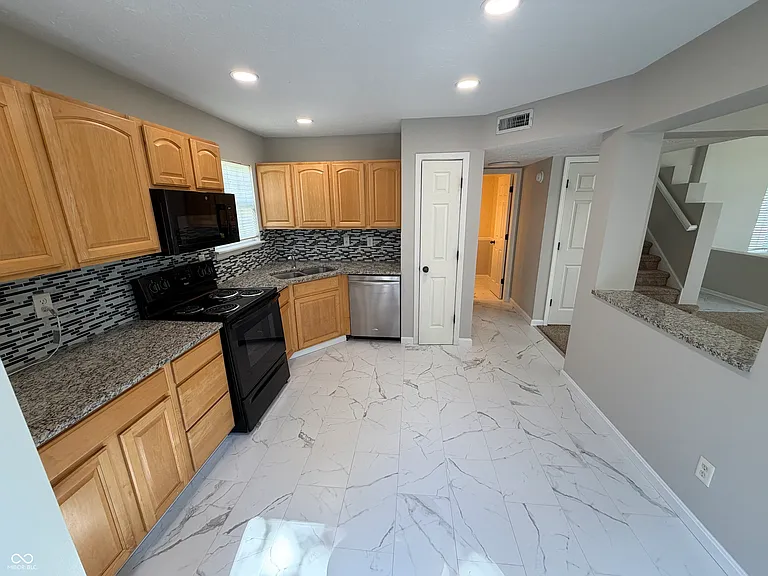 14173 Jasmine Ct — Photo 9