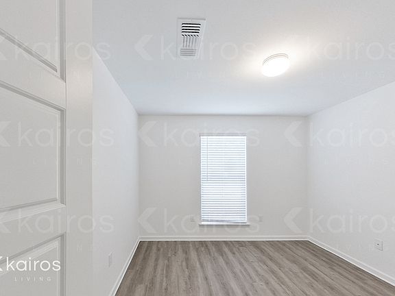 3rd image of 11421 Camden Ct