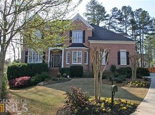 215 Cheltenham Walk, Milton, GA 30004