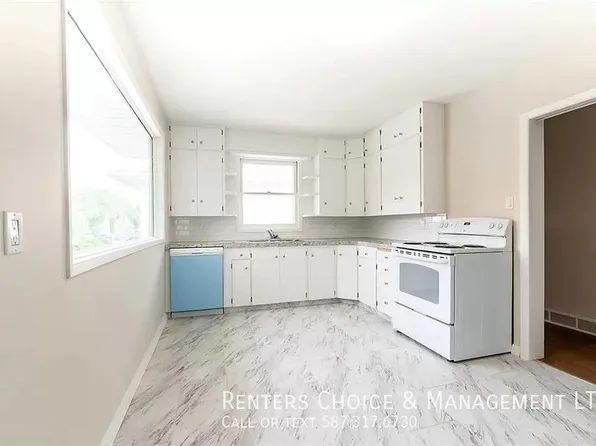 669A 5th St SW, Medicine Hat, AB T1A 4H7