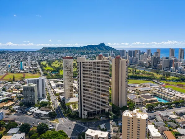 2499 Kapiolani Blvd APT 1502, Honolulu, HI 96826