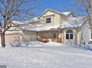 1122 Kingswood Cres, Faribault, MN 55021