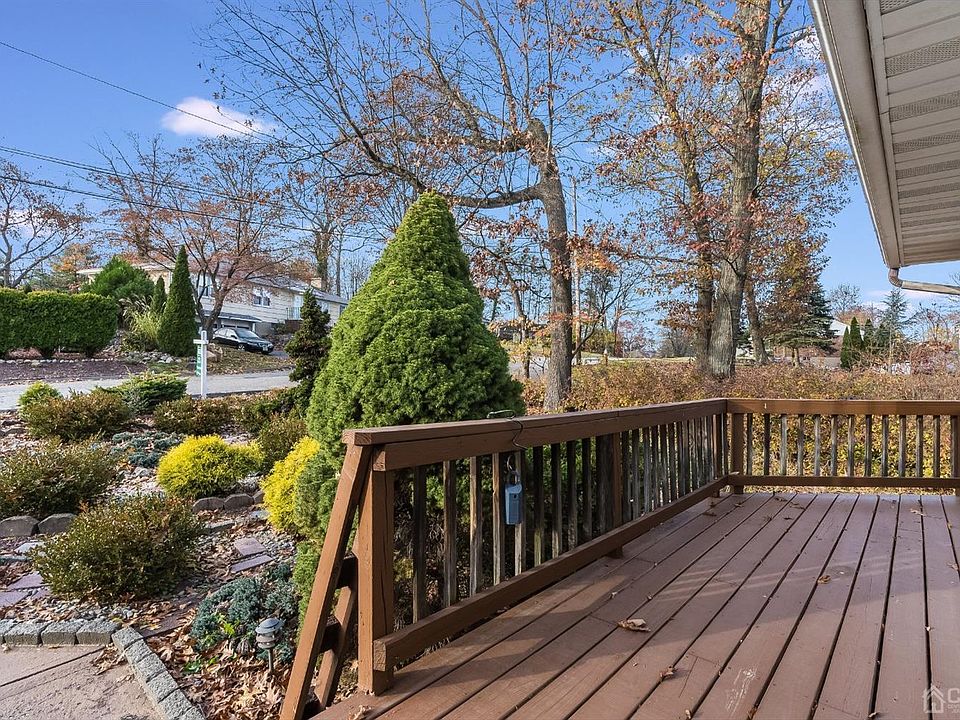 4 Woodland Ave, Butler, NJ 07405 Zillow