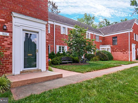 4th image of 3111 Valley Dr