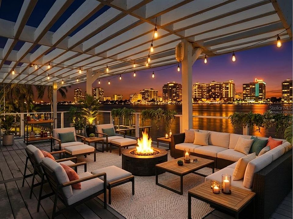 1st image of 1832 VENETIAN POINT DRIVE