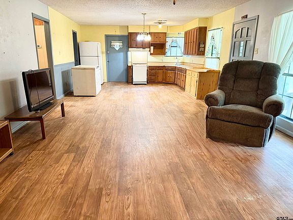 5th image of 231 Private Road 5085
